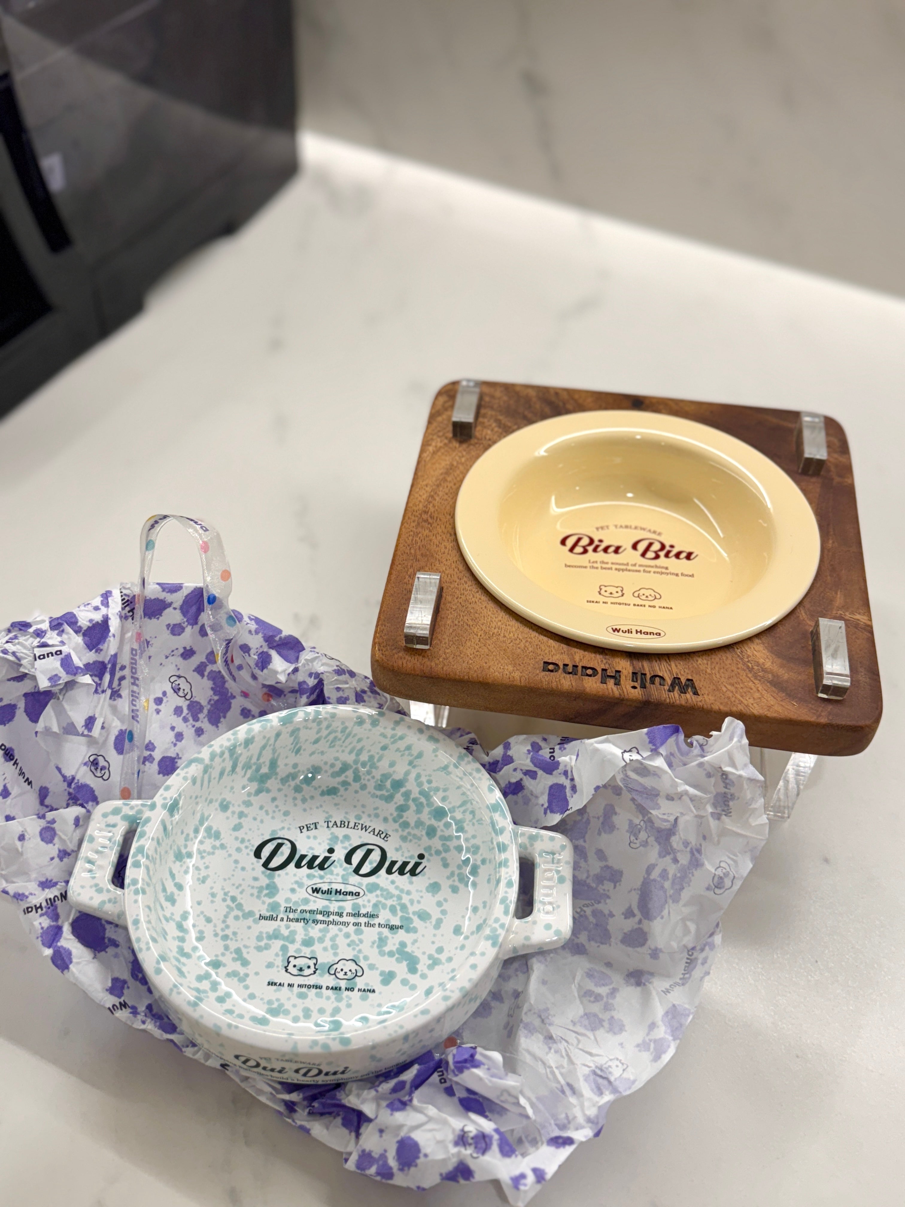 Wulihana Soft-Tone Pet Tableware